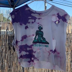 Cropped extra-large shirt sleeveless